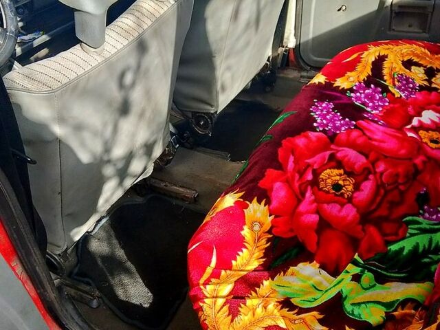 Червоний Опель Корса, об'ємом двигуна 1.2 л та пробігом 0 тис. км за 500 $, фото 3 на Automoto.ua