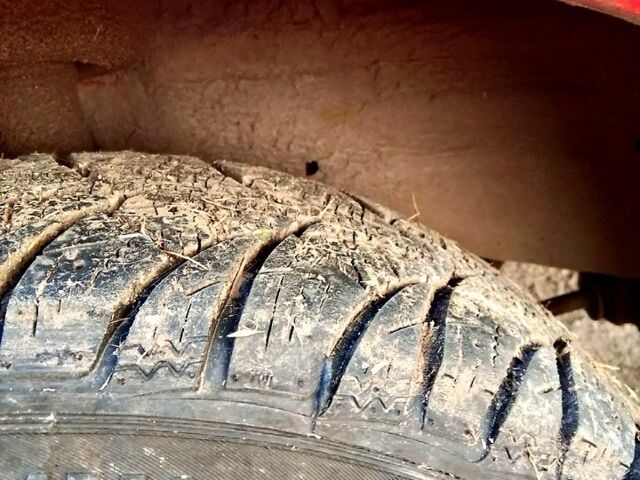 Червоний Опель Корса, об'ємом двигуна 1.2 л та пробігом 0 тис. км за 500 $, фото 9 на Automoto.ua