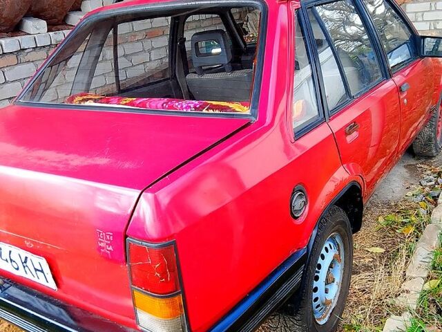 Червоний Опель Корса, об'ємом двигуна 1.2 л та пробігом 0 тис. км за 500 $, фото 2 на Automoto.ua