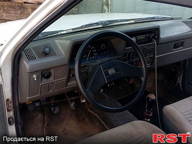 Опель Корса, объемом двигателя 1.4 л и пробегом 97 тыс. км за 600 $, фото 2 на Automoto.ua