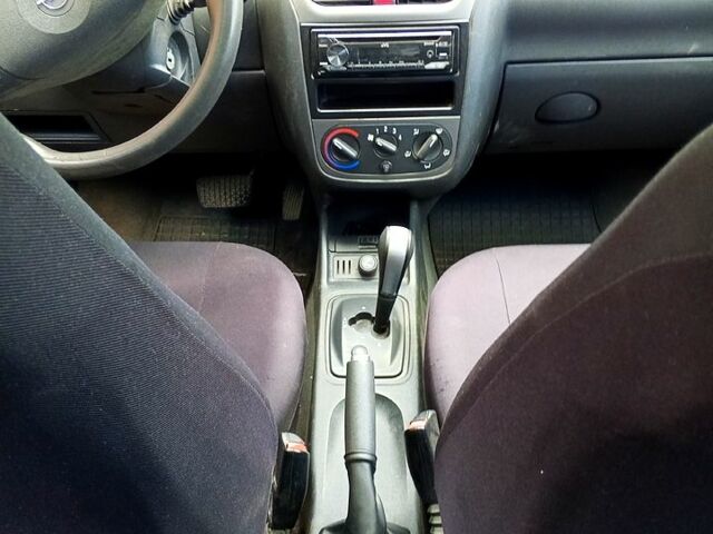 Опель Корса, объемом двигателя 1 л и пробегом 164 тыс. км за 3750 $, фото 3 на Automoto.ua