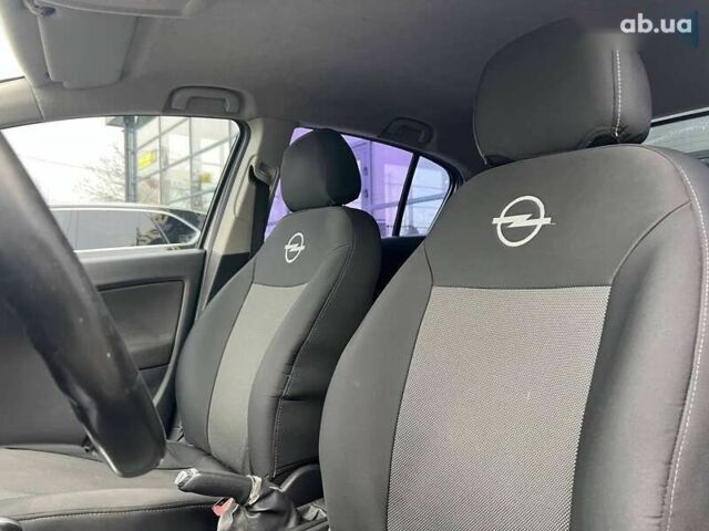 Опель Корса, объемом двигателя 1.2 л и пробегом 112 тыс. км за 5400 $, фото 20 на Automoto.ua