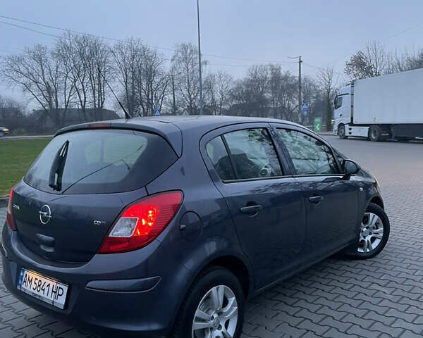 Опель Корса, объемом двигателя 1.3 л и пробегом 213 тыс. км за 4300 $, фото 7 на Automoto.ua