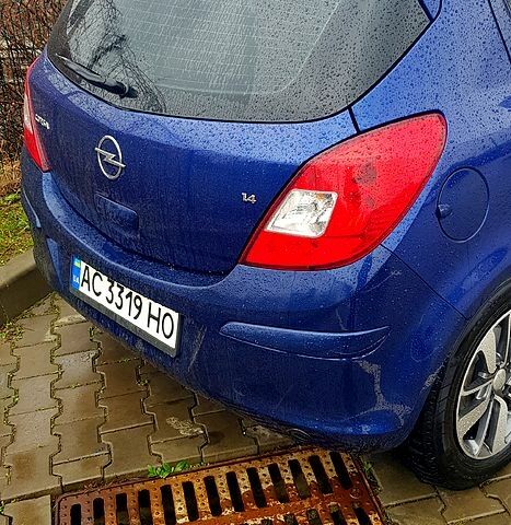 Опель Корса, объемом двигателя 1.4 л и пробегом 212 тыс. км за 3950 $, фото 3 на Automoto.ua
