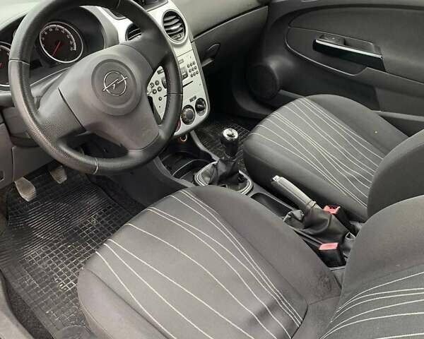 Опель Корса, объемом двигателя 1 л и пробегом 194 тыс. км за 4100 $, фото 10 на Automoto.ua