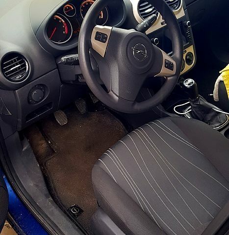 Опель Корса, объемом двигателя 1.4 л и пробегом 212 тыс. км за 3950 $, фото 2 на Automoto.ua