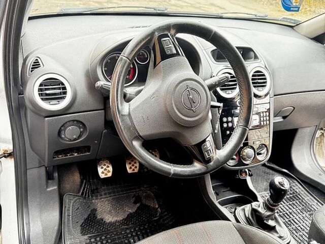 Опель Корса, объемом двигателя 12 л и пробегом 0 тыс. км за 3700 $, фото 10 на Automoto.ua