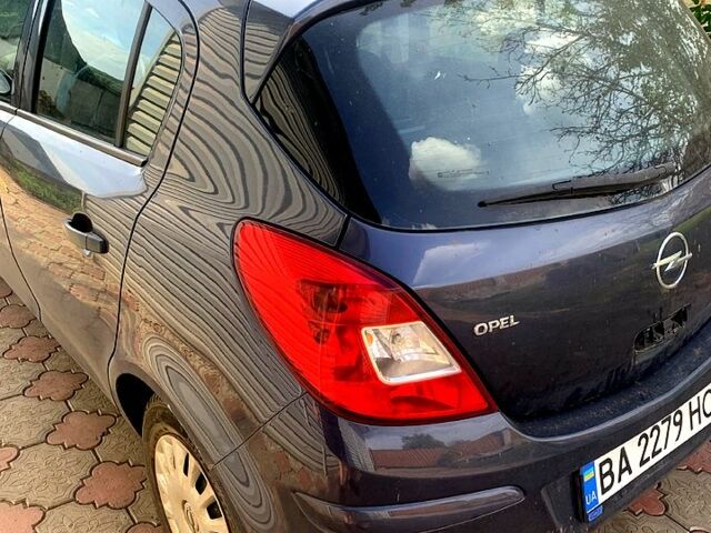 Опель Корса, объемом двигателя 1.2 л и пробегом 230 тыс. км за 5100 $, фото 3 на Automoto.ua