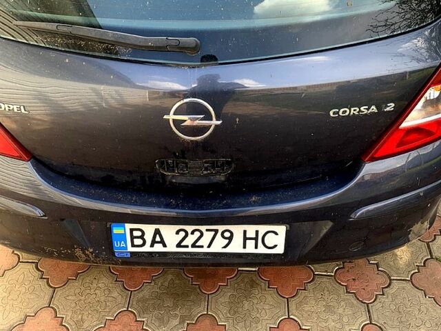 Опель Корса, объемом двигателя 1.2 л и пробегом 230 тыс. км за 5100 $, фото 5 на Automoto.ua
