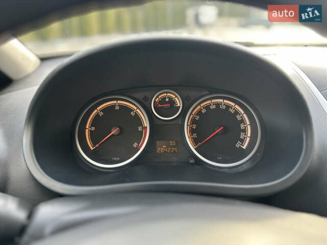 Опель Корса, объемом двигателя 1.3 л и пробегом 284 тыс. км за 4699 $, фото 26 на Automoto.ua
