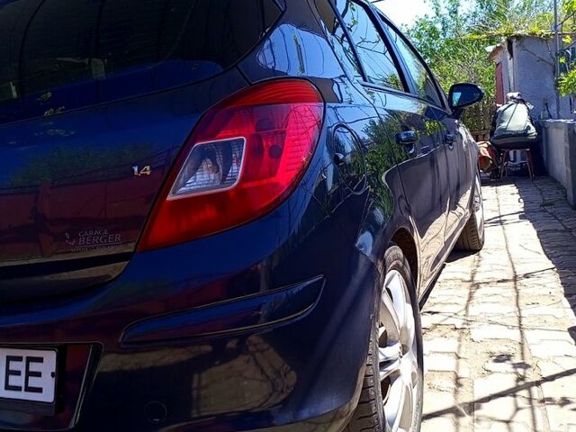 Опель Корса, об'ємом двигуна 1.2 л та пробігом 209 тис. км за 4800 $, фото 5 на Automoto.ua