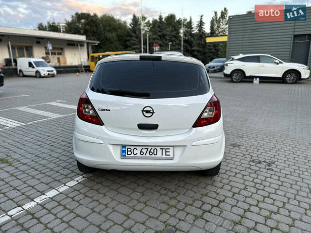 Опель Корса, объемом двигателя 1.2 л и пробегом 198 тыс. км за 4600 $, фото 3 на Automoto.ua