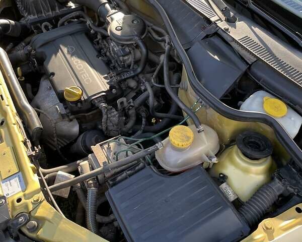 Опель Корса 2002 у Полтаві на Automoto.ua Жовтий Опель Корса, об'ємом двигуна 1.2 л та пробігом 192 тис. км за 3600 $, фото 50 на Automoto.ua