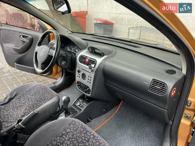 Жовтий Опель Корса, об'ємом двигуна 1.2 л та пробігом 244 тис. км за 3300 $, фото 9 на Automoto.ua
