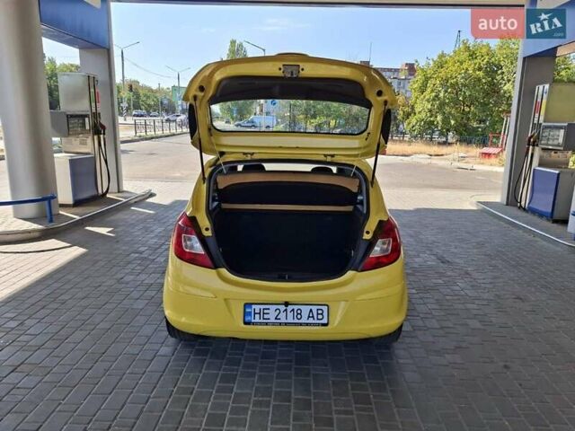 Жовтий Опель Корса, об'ємом двигуна 1.23 л та пробігом 170 тис. км за 6100 $, фото 27 на Automoto.ua