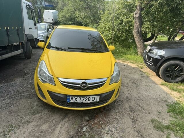 Жовтий Опель Корса, об'ємом двигуна 1.2 л та пробігом 270 тис. км за 4000 $, фото 4 на Automoto.ua