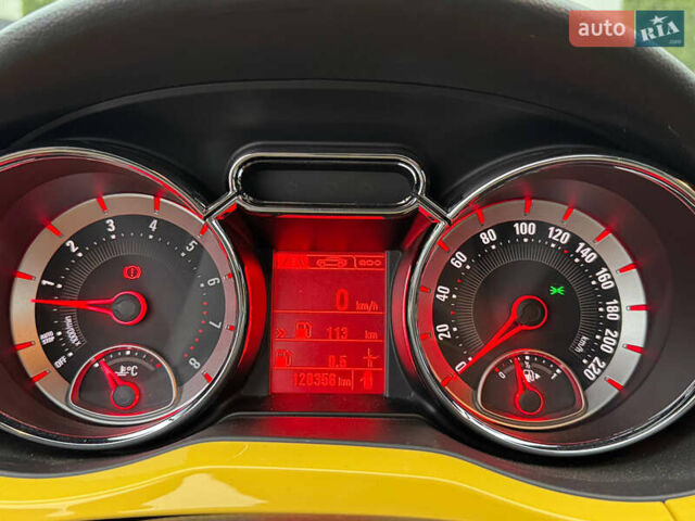 Желтый Опель Корса, объемом двигателя 1.4 л и пробегом 128 тыс. км за 6500 $, фото 20 на Automoto.ua