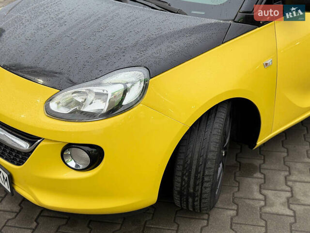 Желтый Опель Корса, объемом двигателя 1.4 л и пробегом 128 тыс. км за 6500 $, фото 13 на Automoto.ua