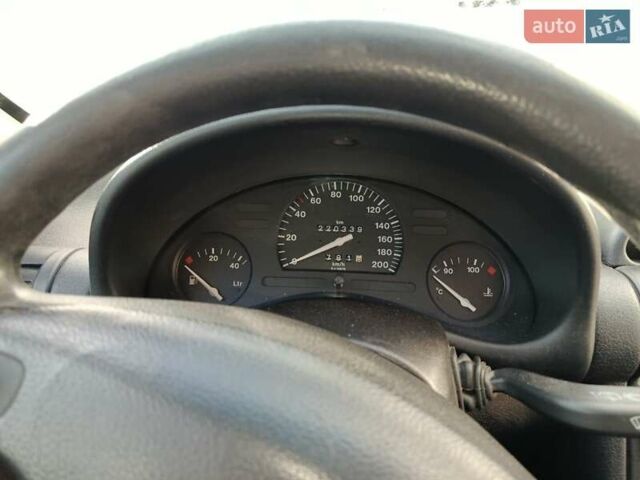 Серый Опель Корса, объемом двигателя 1.2 л и пробегом 220 тыс. км за 550 $, фото 3 на Automoto.ua