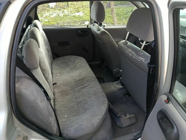 Серый Опель Корса, объемом двигателя 1.2 л и пробегом 220 тыс. км за 550 $, фото 6 на Automoto.ua