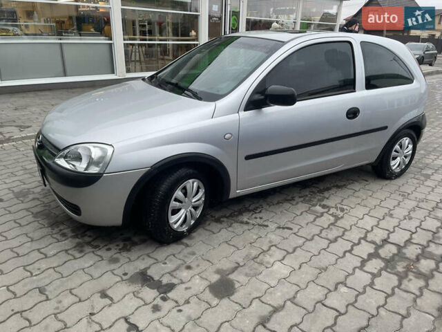 Сірий Опель Корса, об'ємом двигуна 1.2 л та пробігом 154 тис. км за 3250 $, фото 10 на Automoto.ua