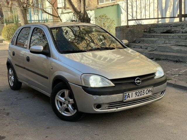 Серый Опель Корса, объемом двигателя 1.2 л и пробегом 200 тыс. км за 2350 $, фото 4 на Automoto.ua