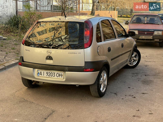 Серый Опель Корса, объемом двигателя 1.2 л и пробегом 220 тыс. км за 2350 $, фото 3 на Automoto.ua