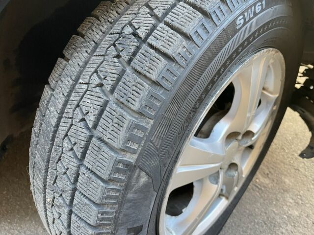 Серый Опель Корса, объемом двигателя 1.2 л и пробегом 200 тыс. км за 2350 $, фото 10 на Automoto.ua