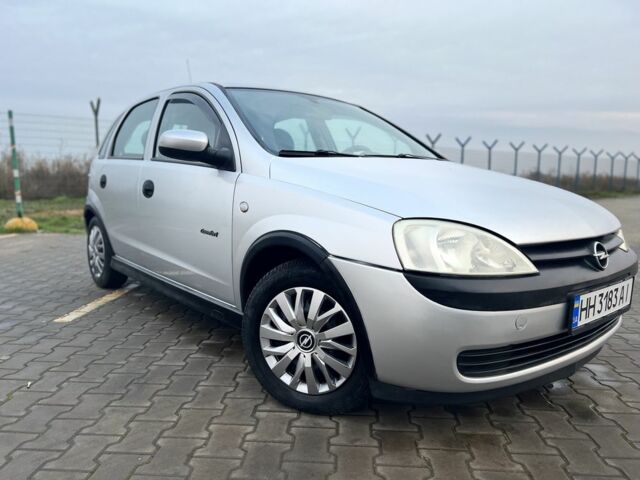 Серый Опель Корса, объемом двигателя 1.2 л и пробегом 195 тыс. км за 3200 $, фото 2 на Automoto.ua