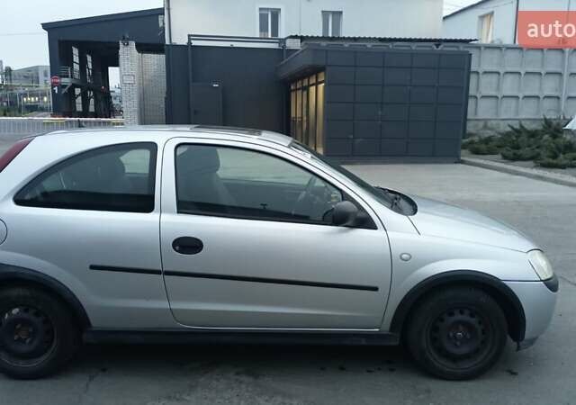 Сірий Опель Корса, об'ємом двигуна 0.97 л та пробігом 198 тис. км за 3200 $, фото 1 на Automoto.ua