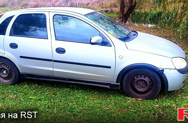 Опель Корса 2002 в Гайсине на Automoto.ua Серый Опель Корса, объемом двигателя 1 л и пробегом 250 тыс. км за 2700 $, фото 1 на Automoto.ua
