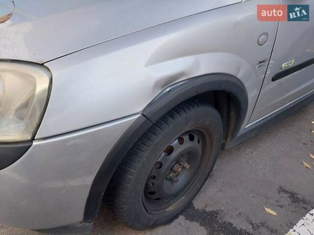 Сірий Опель Корса, об'ємом двигуна 0.97 л та пробігом 198 тис. км за 3200 $, фото 9 на Automoto.ua