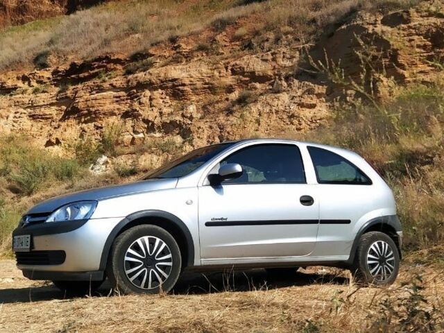 Сірий Опель Корса, об'ємом двигуна 1 л та пробігом 266 тис. км за 3200 $, фото 5 на Automoto.ua