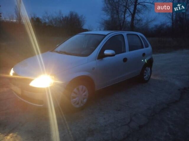 Сірий Опель Корса, об'ємом двигуна 1.69 л та пробігом 384 тис. км за 3150 $, фото 6 на Automoto.ua