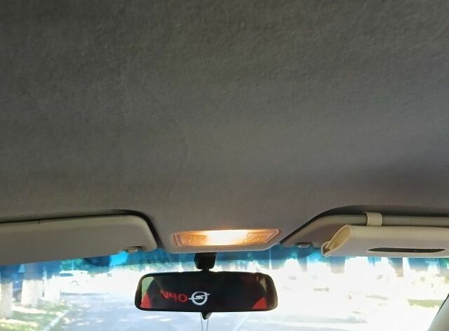 Серый Опель Корса, объемом двигателя 1.2 л и пробегом 163 тыс. км за 3500 $, фото 5 на Automoto.ua