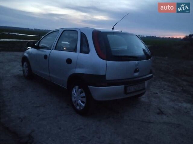 Сірий Опель Корса, об'ємом двигуна 1.69 л та пробігом 384 тис. км за 3150 $, фото 2 на Automoto.ua