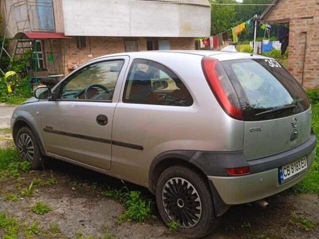 Сірий Опель Корса, об'ємом двигуна 1 л та пробігом 266 тис. км за 3200 $, фото 1 на Automoto.ua