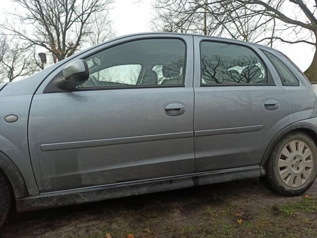 Серый Опель Корса, объемом двигателя 1.2 л и пробегом 214 тыс. км за 2700 $, фото 1 на Automoto.ua