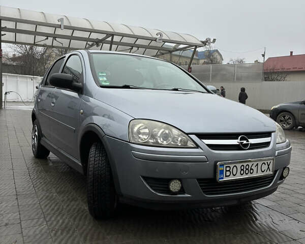 Серый Опель Корса, объемом двигателя 1 л и пробегом 137 тыс. км за 3600 $, фото 2 на Automoto.ua