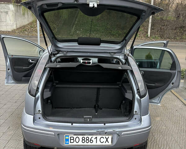 Серый Опель Корса, объемом двигателя 1 л и пробегом 137 тыс. км за 3600 $, фото 21 на Automoto.ua