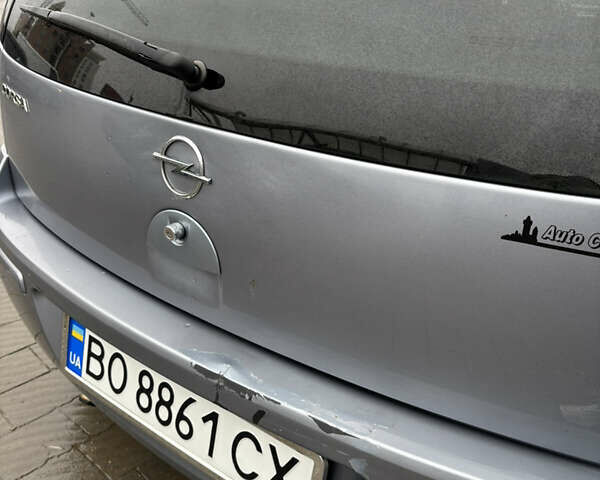 Серый Опель Корса, объемом двигателя 1 л и пробегом 137 тыс. км за 3600 $, фото 10 на Automoto.ua