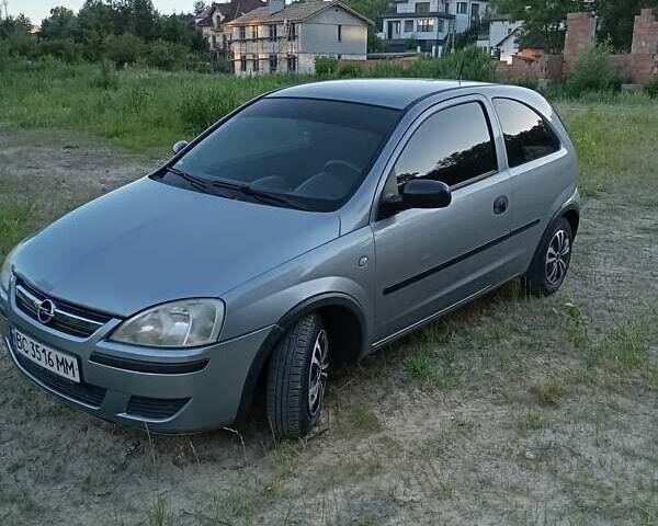 Серый Опель Корса, объемом двигателя 1 л и пробегом 211 тыс. км за 3100 $, фото 1 на Automoto.ua