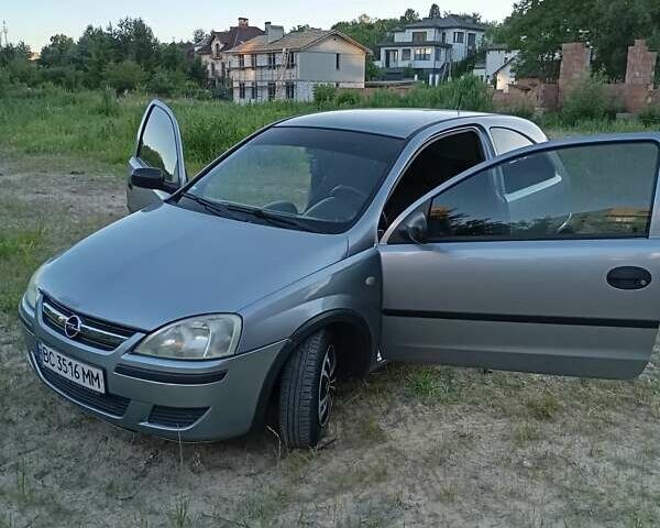 Серый Опель Корса, объемом двигателя 1 л и пробегом 211 тыс. км за 3100 $, фото 2 на Automoto.ua