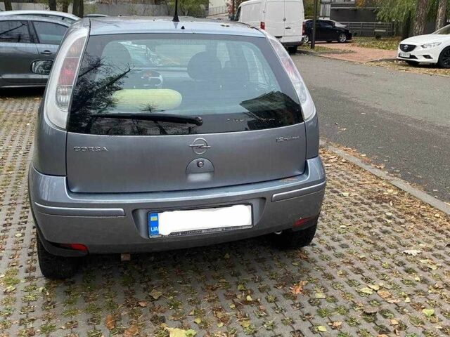 Серый Опель Корса, объемом двигателя 1.2 л и пробегом 128 тыс. км за 3000 $, фото 5 на Automoto.ua