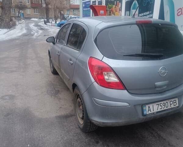 Сірий Опель Корса, об'ємом двигуна 1.2 л та пробігом 350 тис. км за 2700 $, фото 4 на Automoto.ua