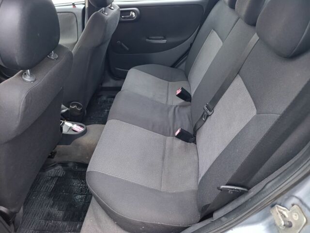 Серый Опель Корса, объемом двигателя 0 л и пробегом 170 тыс. км за 3000 $, фото 7 на Automoto.ua