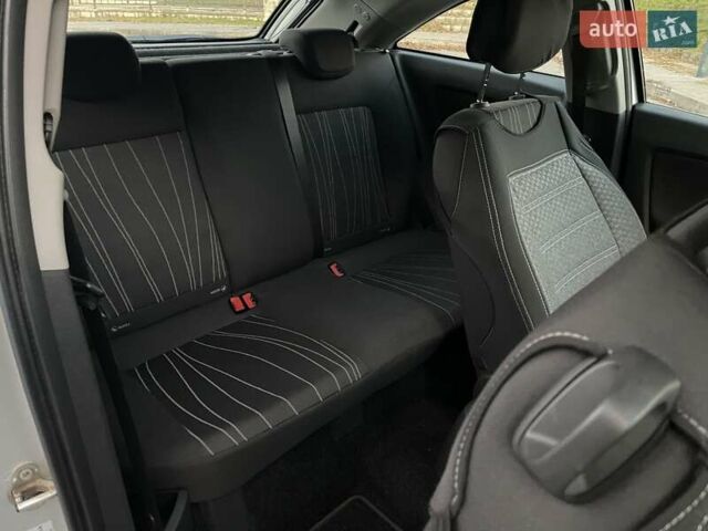 Серый Опель Корса, объемом двигателя 1.23 л и пробегом 39 тыс. км за 6500 $, фото 36 на Automoto.ua