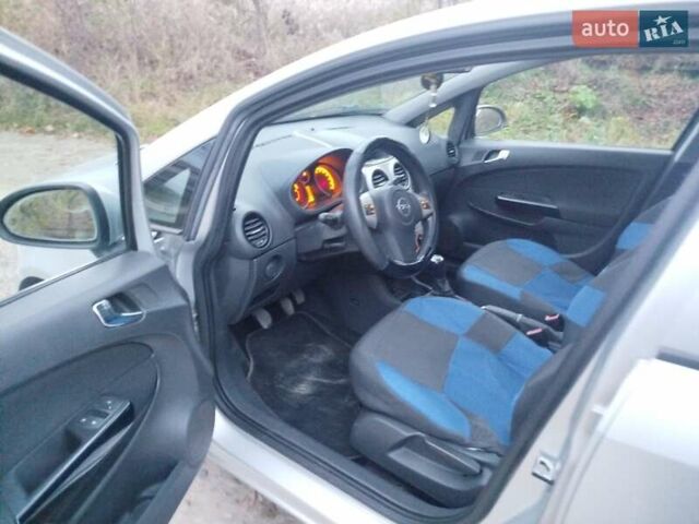 Опель Корса 2007 в Калуше на Automoto.ua Серый Опель Корса, объемом двигателя 1.3 л и пробегом 179 тыс. км за 3850 $, фото 17 на Automoto.ua