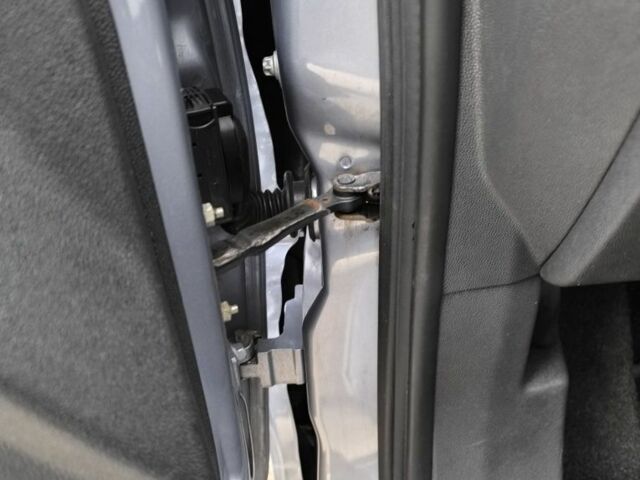 Серый Опель Корса, объемом двигателя 0 л и пробегом 210 тыс. км за 6750 $, фото 9 на Automoto.ua