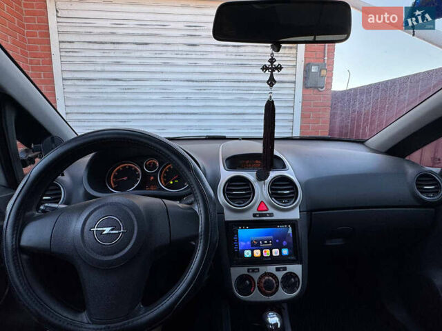 Сірий Опель Корса, об'ємом двигуна 1.36 л та пробігом 208 тис. км за 5200 $, фото 6 на Automoto.ua